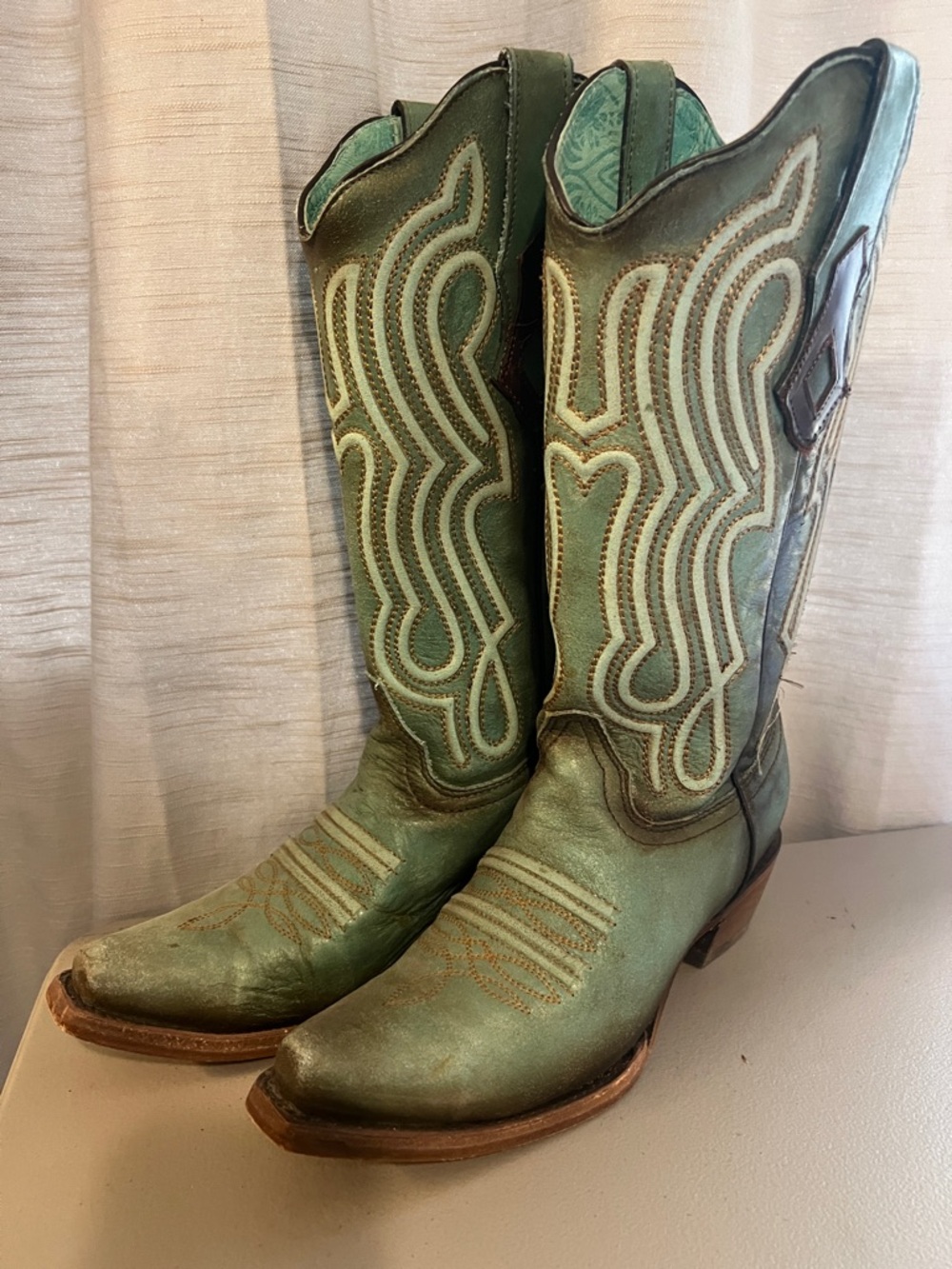 Women’s Corral Snip Toe Turquoise Western Boot - Picture 4 of 9